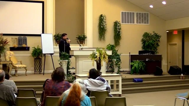 Pastor Shane Vaughn Preaches LIVE 8 1 21   Defeated By Distractions