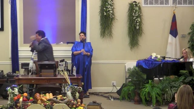 Pastor Shane Vaughn Sings his newest song; ''Beautifully Broken''